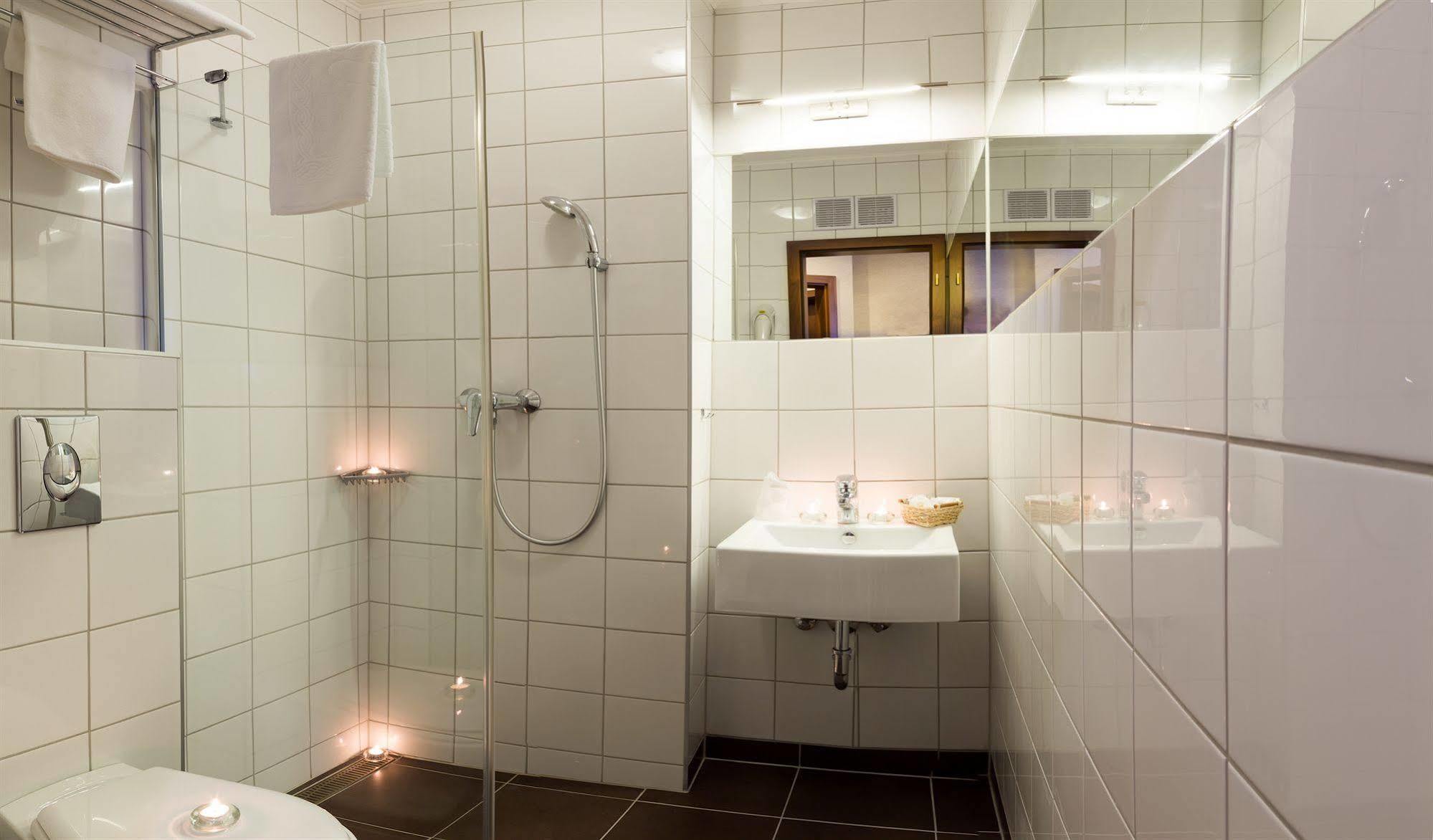 Hotel Central Nyíregyháza Exteriör bild